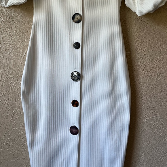 ASOS DESIGN slinky rib button through midi dress with puff sleeve - Picture 5 of 9